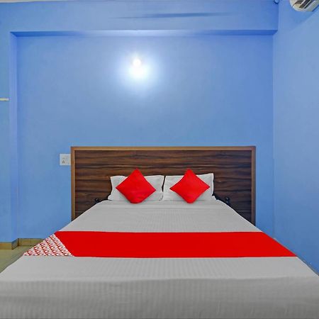 Hotel O Satya Inn Karimnagar Exterior foto