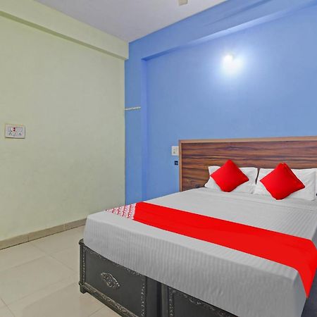 Hotel O Satya Inn Karimnagar Exterior foto